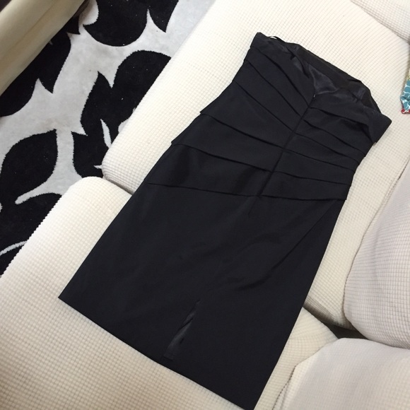 Black Strapless Evening Dress - Picture 4 of 6